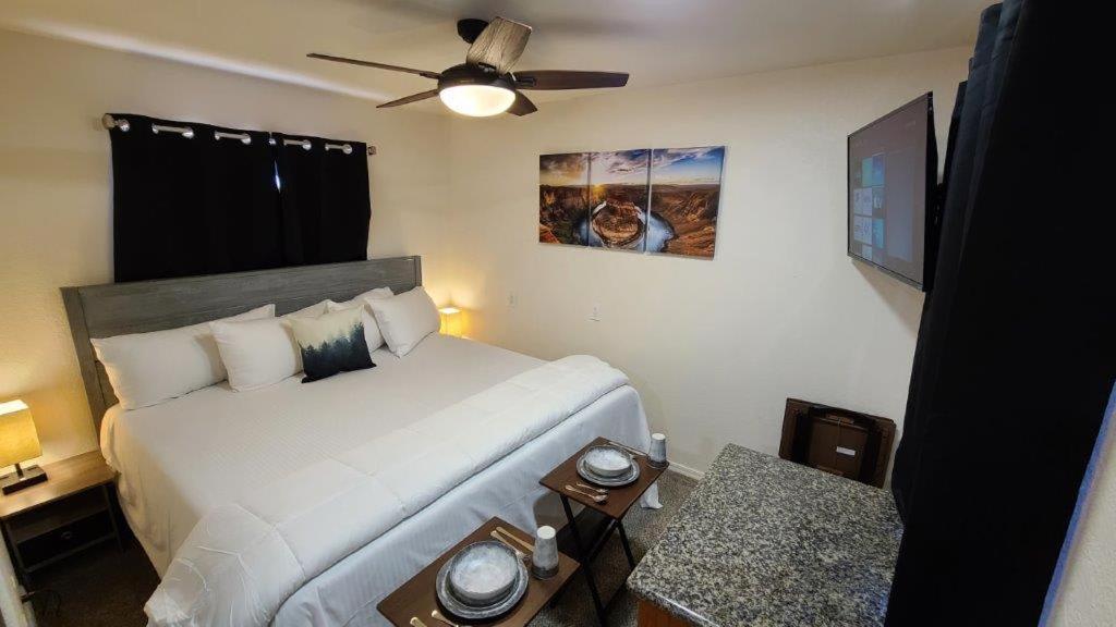 069B Comfortable Suite With Kitchenette And King Bed Near South Rim Sleeps 4 瓦莱 外观 照片