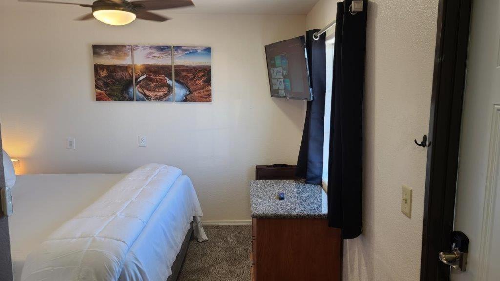 069B Comfortable Suite With Kitchenette And King Bed Near South Rim Sleeps 4 瓦莱 外观 照片