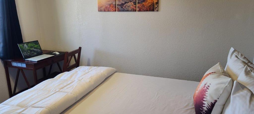 069B Comfortable Suite With Kitchenette And King Bed Near South Rim Sleeps 4 瓦莱 外观 照片