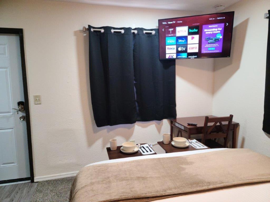 069B Comfortable Suite With Kitchenette And King Bed Near South Rim Sleeps 4 瓦莱 外观 照片