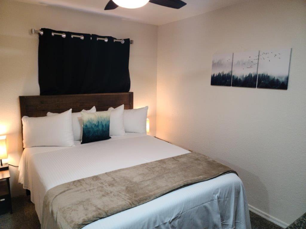 069B Comfortable Suite With Kitchenette And King Bed Near South Rim Sleeps 4 瓦莱 外观 照片