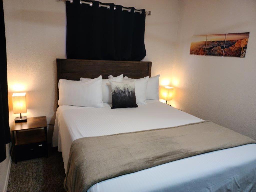 069B Comfortable Suite With Kitchenette And King Bed Near South Rim Sleeps 4 瓦莱 外观 照片