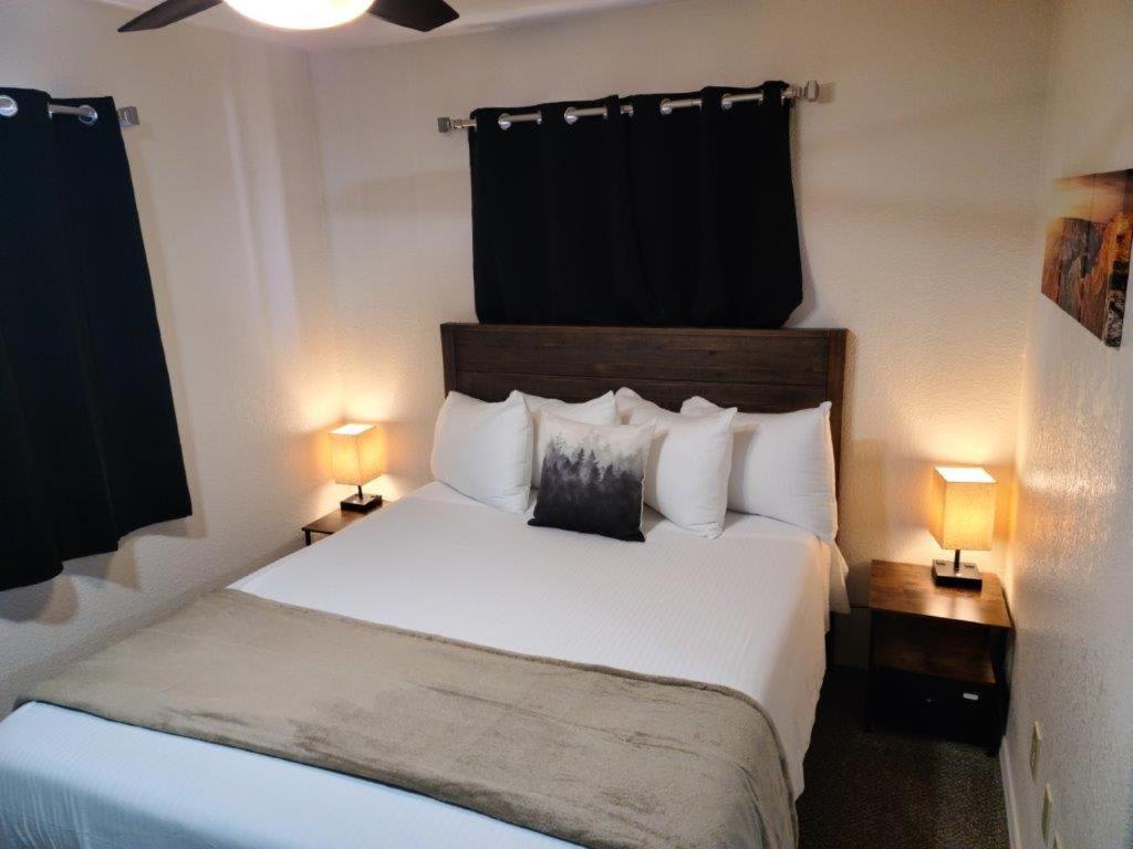 069B Comfortable Suite With Kitchenette And King Bed Near South Rim Sleeps 4 瓦莱 外观 照片