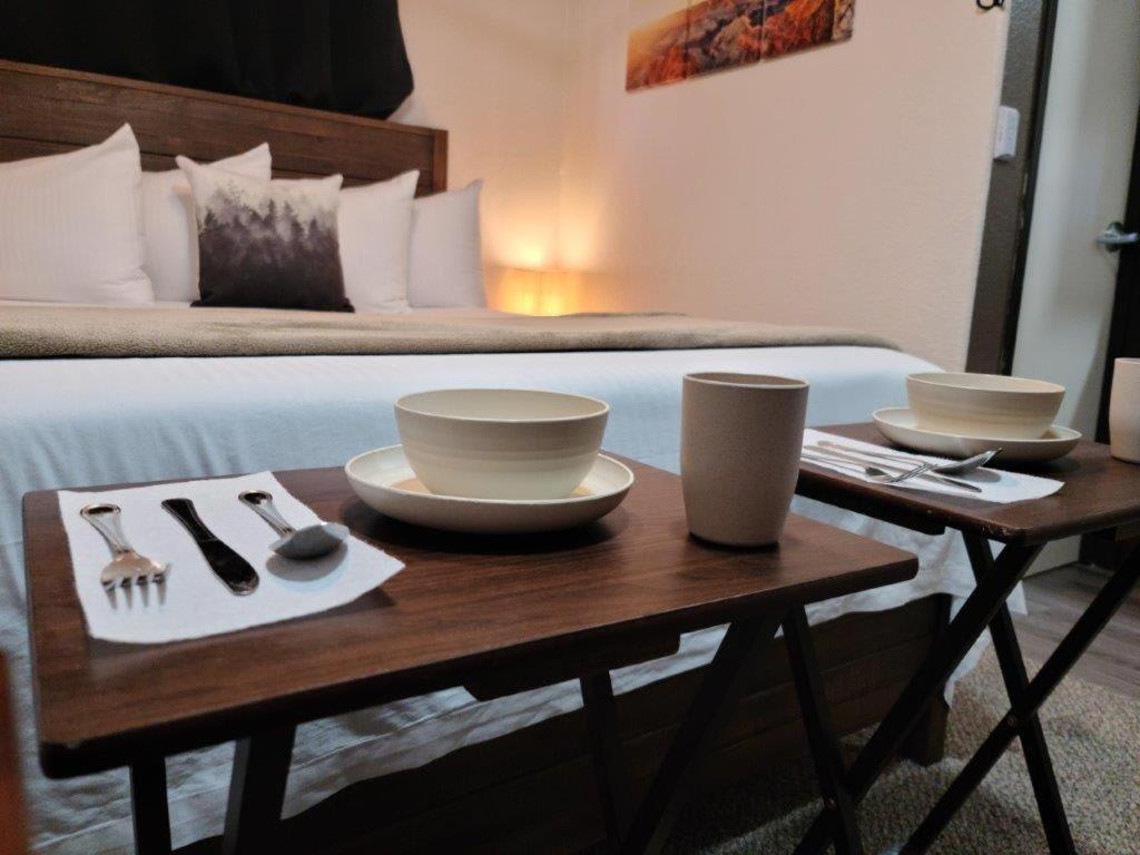 069B Comfortable Suite With Kitchenette And King Bed Near South Rim Sleeps 4 瓦莱 外观 照片
