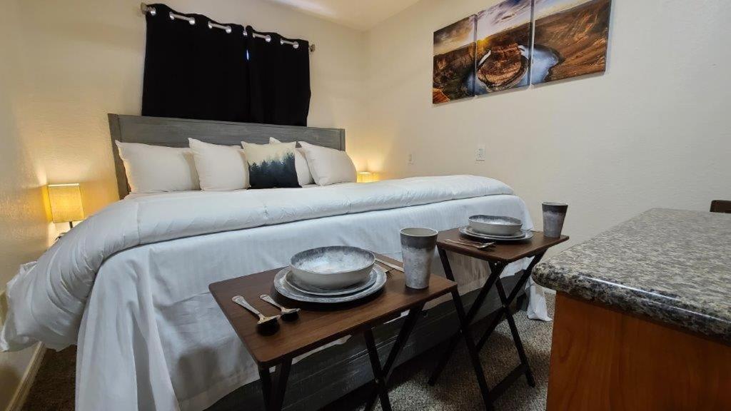 069B Comfortable Suite With Kitchenette And King Bed Near South Rim Sleeps 4 瓦莱 外观 照片